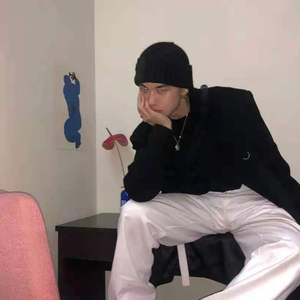 游泳爆乳露双奶头被教练玩弄
